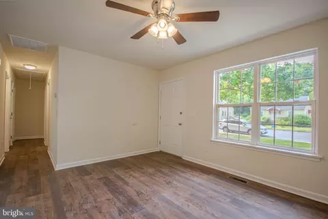 Living - 103 Kendall St, Salisbury, MD 21804 photo 3 of 3