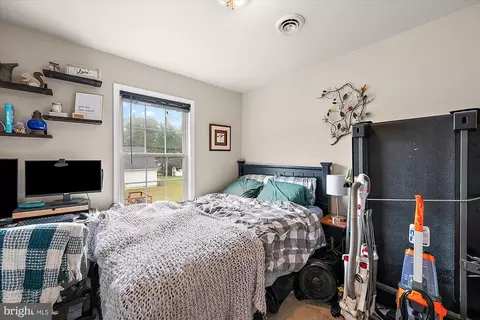 Bedroom - 148 Emily Dr, Salisbury, MD 21804 photo 4 of 6