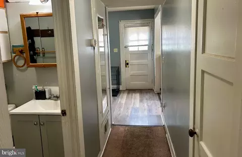 Entry Way - 1005 Marian St, Salisbury, MD 21804 photo 3 of 3