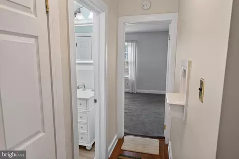 Entry Way - 611 Lakeside Dr, Salisbury, MD 21801 photo 10 of 17