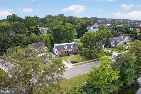 View/Area - 611 Lakeside Dr, Salisbury, MD 21801 photo 1 of 6