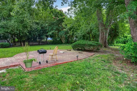 Exterior - 611 Lakeside Dr, Salisbury, MD 21801 photo 7 of 11