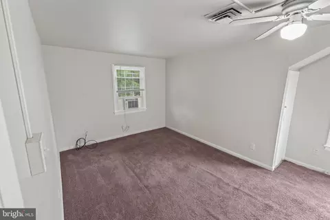 Bedroom - 611 Lakeside Dr, Salisbury, MD 21801 photo 2 of 6