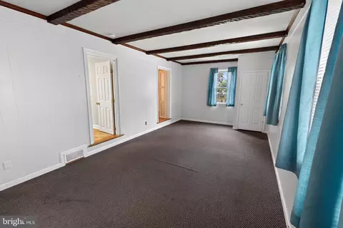 Entry Way - 611 Lakeside Dr, Salisbury, MD 21801 photo 3 of 17