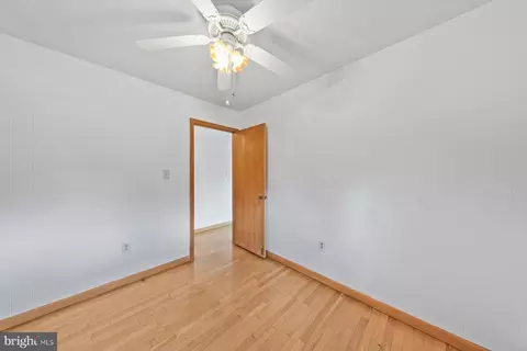 Bedroom - 504 Swan Rd, Salisbury, MD 21801 photo 4 of 4