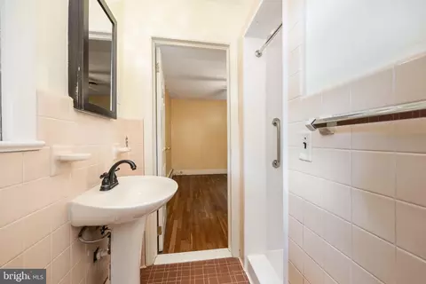 Entry Way - 518 Loblolly Ln, Salisbury, MD 21801 photo 7 of 8