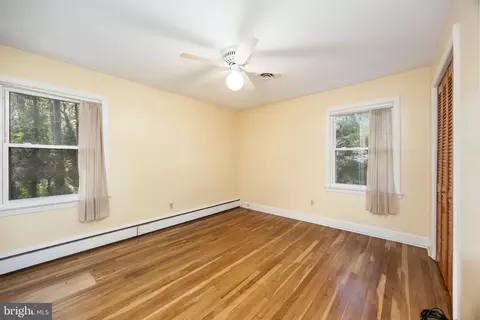 Bedroom - 518 Loblolly Ln, Salisbury, MD 21801 photo 7 of 13