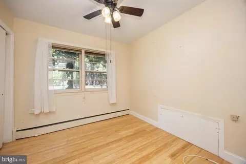 Bedroom - 518 Loblolly Ln, Salisbury, MD 21801 photo 11 of 13