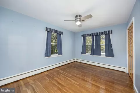 Bedroom - 518 Loblolly Ln, Salisbury, MD 21801 photo 4 of 13