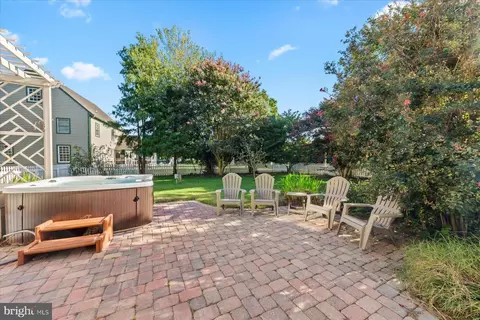Exterior - 6050 Gloucester Ct, Salisbury, MD 21801 photo 6 of 18