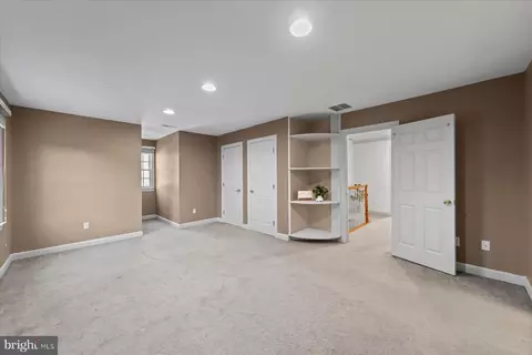 Bedroom - 6050 Gloucester Ct, Salisbury, MD 21801 photo 8 of 11