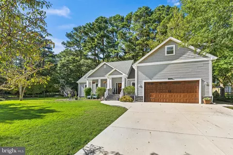Exterior - 28204 Riverside Drive Ext, Salisbury, MD 21801 photo 2 of 12