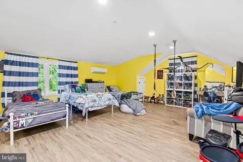 Bedroom - 28204 Riverside Drive Ext, Salisbury, MD 21801 photo 7 of 8
