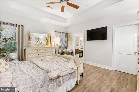 Bedroom - 28204 Riverside Drive Ext, Salisbury, MD 21801 photo 3 of 8