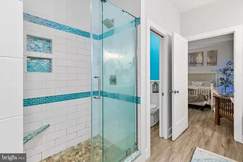 Bath - 28204 Riverside Drive Ext, Salisbury, MD 21801 photo 3 of 4