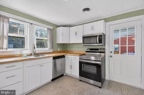 Other - 611 E Lincoln Ave, Salisbury, MD 21804 photo 1 of 4