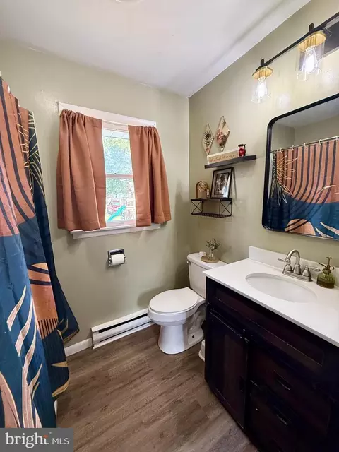 Bath - 9 Pine St, Delmar, MD 21875 photo 1 of 1