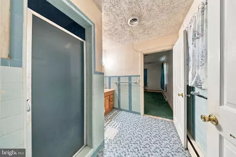 Entry Way - 500 Douglas Rd, Salisbury, MD 21801 photo 2 of 2