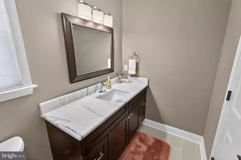 Bath - 220 Creekside Dr, Salisbury, MD 21804 photo 3 of 4