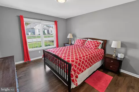 Bedroom - 220 Creekside Dr, Salisbury, MD 21804 photo 5 of 7