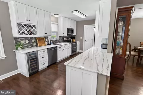 Kitchen - 220 Creekside Dr, Salisbury, MD 21804 photo 1 of 4