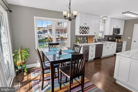 Kitchen - 220 Creekside Dr, Salisbury, MD 21804 photo 4 of 4