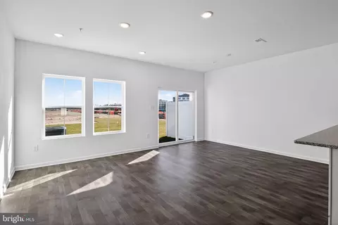 Living - 319 Clement Loop, Salisbury, MD 21801 photo 2 of 3