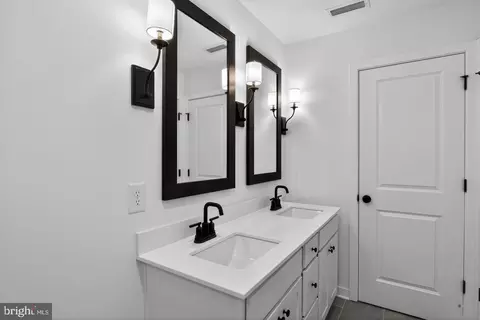 Bath - 315 Clement Loop, Salisbury, MD 21801 photo 1 of 3