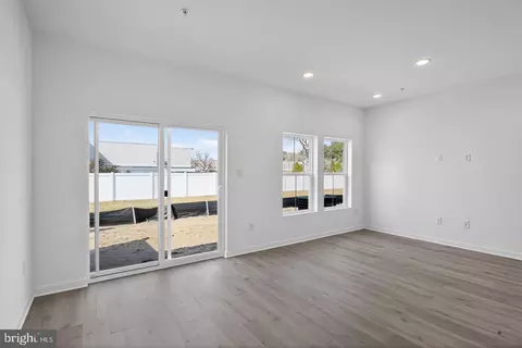 Living - 315 Clement Loop, Salisbury, MD 21801 photo 1 of 3