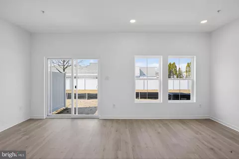 Living - 315 Clement Loop, Salisbury, MD 21801 photo 2 of 3