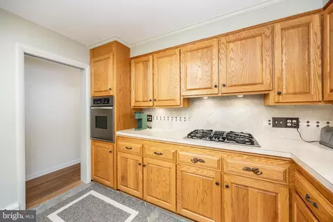Kitchen - 4910 Cardinal Dr, Salisbury, MD 21804 photo 5 of 5