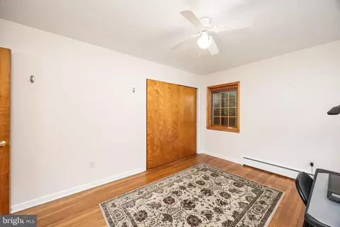 Bedroom - 4910 Cardinal Dr, Salisbury, MD 21804 photo 7 of 7