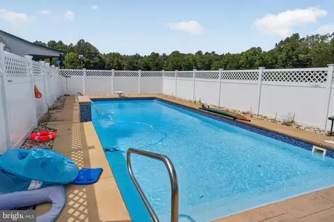 Exterior - 33350 Wango Rd, Salisbury, MD 21804 photo 9 of 22