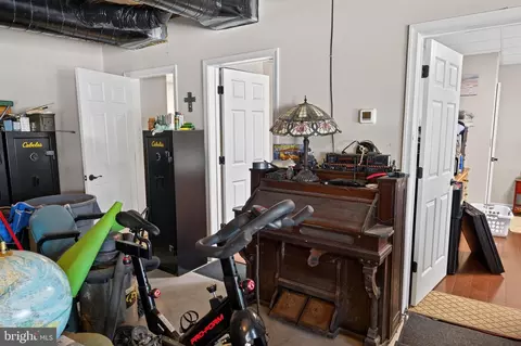 Entry Way - 33350 Wango Rd, Salisbury, MD 21804 photo 11 of 11
