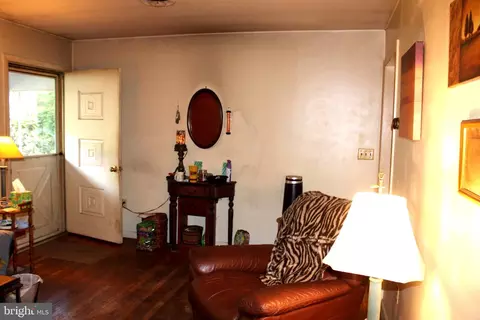 Entry Way - 7064 Cromwell Ave, Salisbury, MD 21804 photo 1 of 3