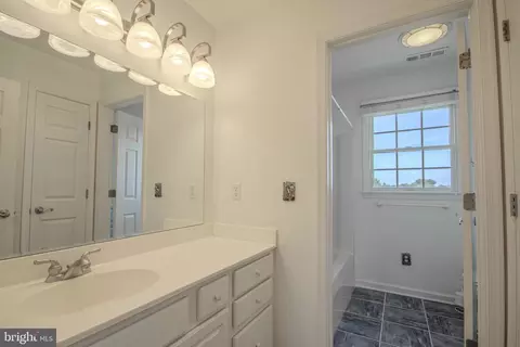 Bath - 27414 Equestrian Dr, Salisbury, MD 21801 photo 2 of 2