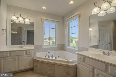 Bath - 27414 Equestrian Dr, Salisbury, MD 21801 photo 1 of 2