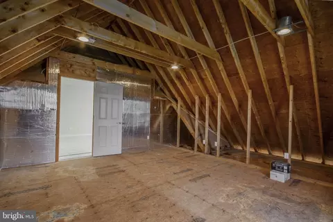 Entry Way - 27414 Equestrian Dr, Salisbury, MD 21801 photo 4 of 6