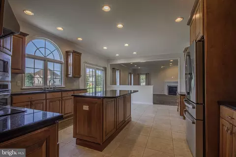 Kitchen - 27414 Equestrian Dr, Salisbury, MD 21801 photo 4 of 4