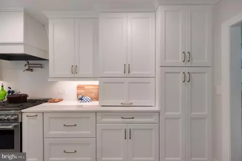 Kitchen - 409 Rolling Rd, Salisbury, MD 21801 photo 5 of 6