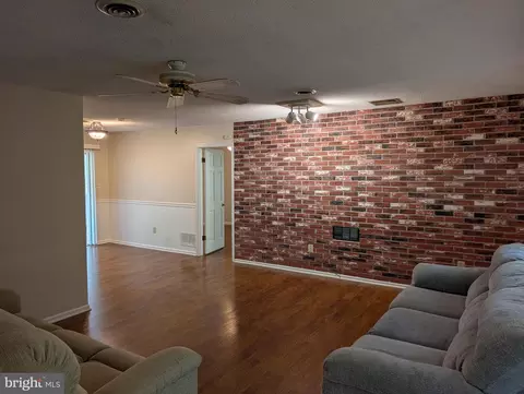 Living - 8330 Avalon Blvd, Salisbury, MD 21804 photo 4 of 5