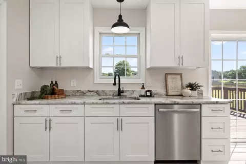 Kitchen - 27809 Waller Rd, Salisbury, MD 21801 photo 2 of 4