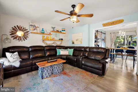 Living - 152 Emily Dr, Salisbury, MD 21804 photo 1 of 2