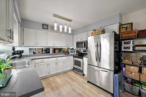 Kitchen - 152 Emily Dr, Salisbury, MD 21804 photo 1 of 6
