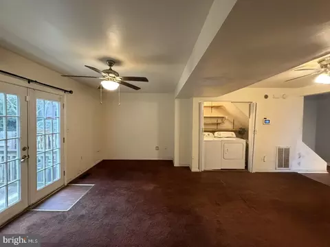 Living - 721 Hemlock St, Salisbury, MD 21804 photo 3 of 3
