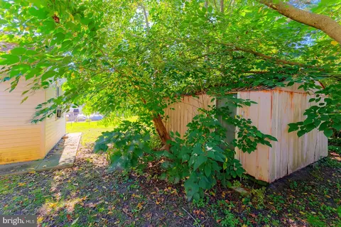 Exterior - 504 Atlantic Ave, Salisbury, MD 21804 photo 5 of 10