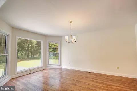 Living - 913 S Schumaker Dr, Salisbury, MD 21804 photo 8 of 9
