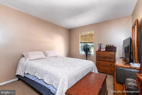 Bedroom - 27152 N Tourmaline Dr, Hebron, MD 21830 photo 1 of 6