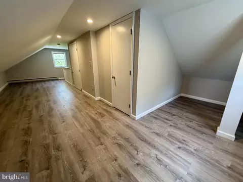 Entry Way - 1007 Pierce Ave, Salisbury, MD 21804 photo 2 of 5