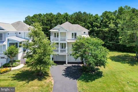 11479 Maid At Arms Ln, Berlin, MD 21811